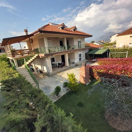 Villa Cerpja Kamez Bagian luar foto