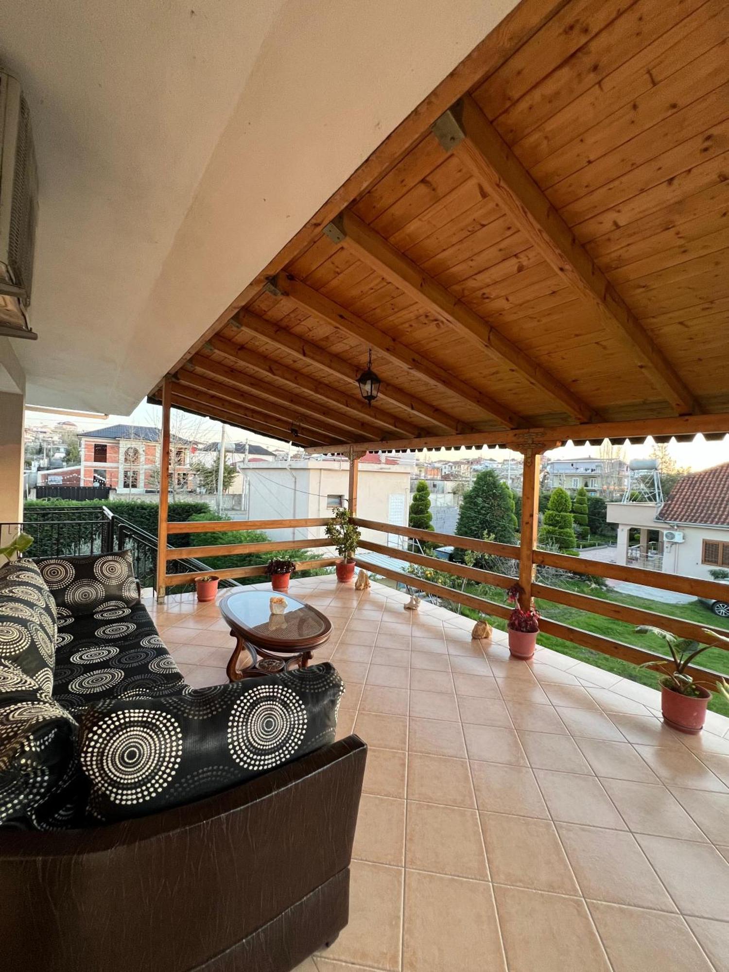 Villa Cerpja Kamez Bagian luar foto